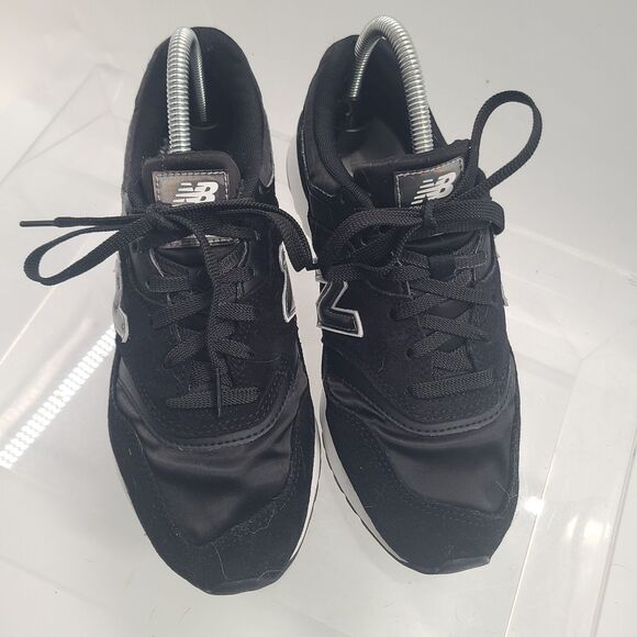 Women’s New Balance 997H Black with White/Silver accents. Size 8 - Picture 1 of 10
